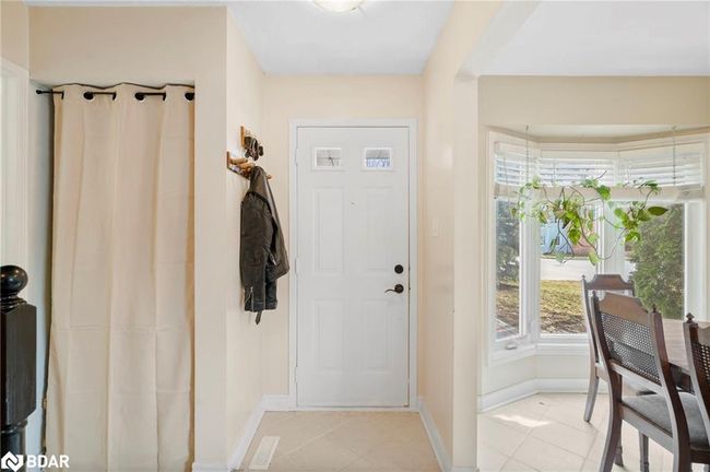 462 Haines St, House other with 3 bedrooms, 3 bathrooms and 3 parking in Beeton ON | Image 8