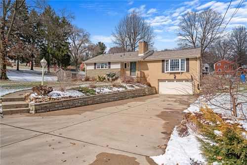 114 Orchard Hilands Dr, Venetia, PA, 15367-1209 | Card Image