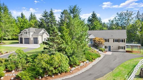8180 Ne West Port Madison Rd, Bainbridge Island, WA, 98110-3069 | Card Image