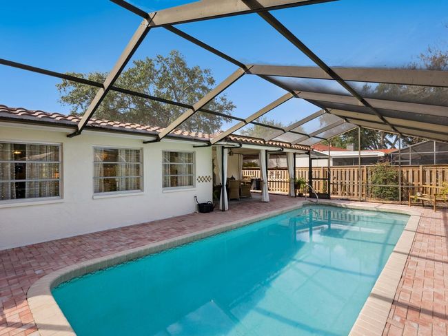 7460 Dickens Dr, House other with 3 bedrooms, 2 bathrooms and null parking in SARASOTA FL | Image 35