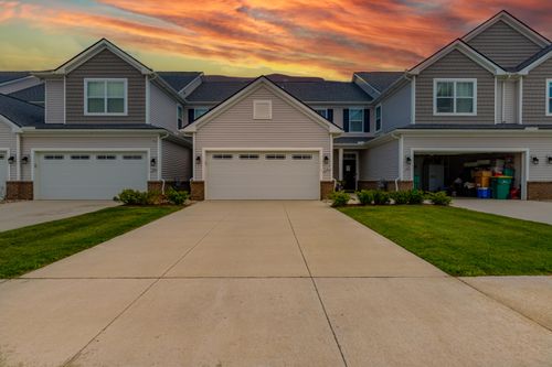 1003 Salt Springs Dr, Saline, MI, 48176 | Card Image