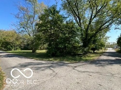 3063 Sapphire Blvd, Indianapolis, IN, 46268-2333 | Card Image