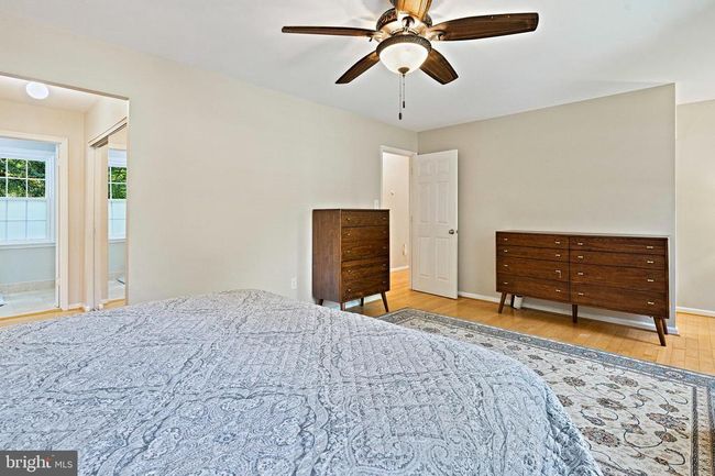 9220 Burnetta Dr, House other with 4 bedrooms, 4 bathrooms and null parking in ANNANDALE VA | Image 37