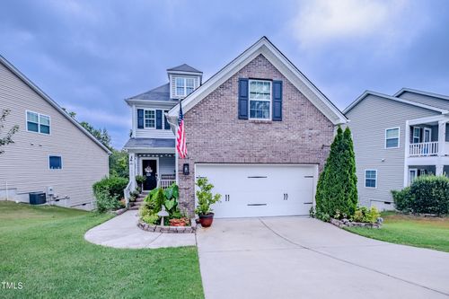 5049 Jelynn St, Raleigh, NC, 27616-5885 | Card Image