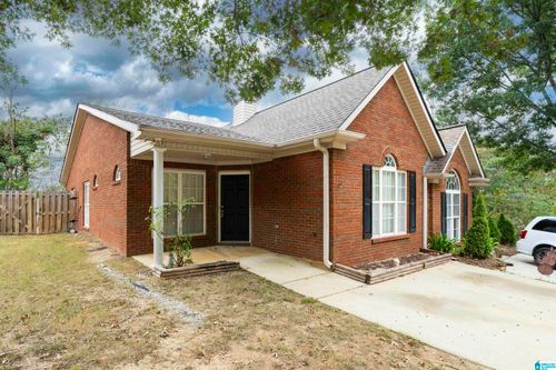 109 Hayesbury Ct, Pelham, AL, 35124-1059 | Card Image