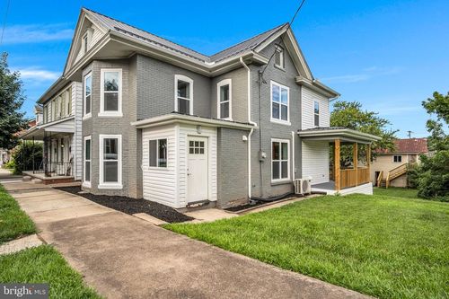 428 N 4th St, NEWPORT, PA, 17074-1205 | Card Image