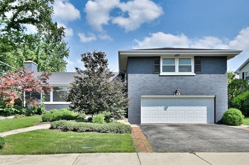 143 E Jackson St, Elmhurst, IL, 60126-5145 | Card Image