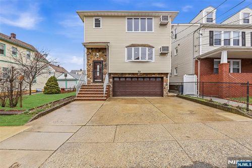 70 Wood St, Garfield, NJ, 07026-2134 | Card Image