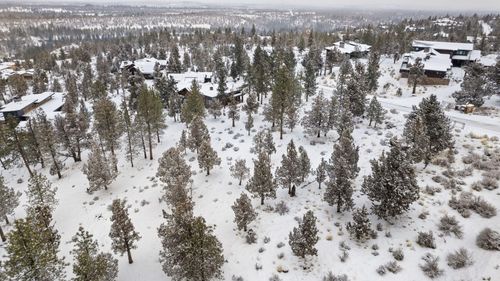 3700 Nw Perspective Dr, Bend, OR, 97703 | Card Image