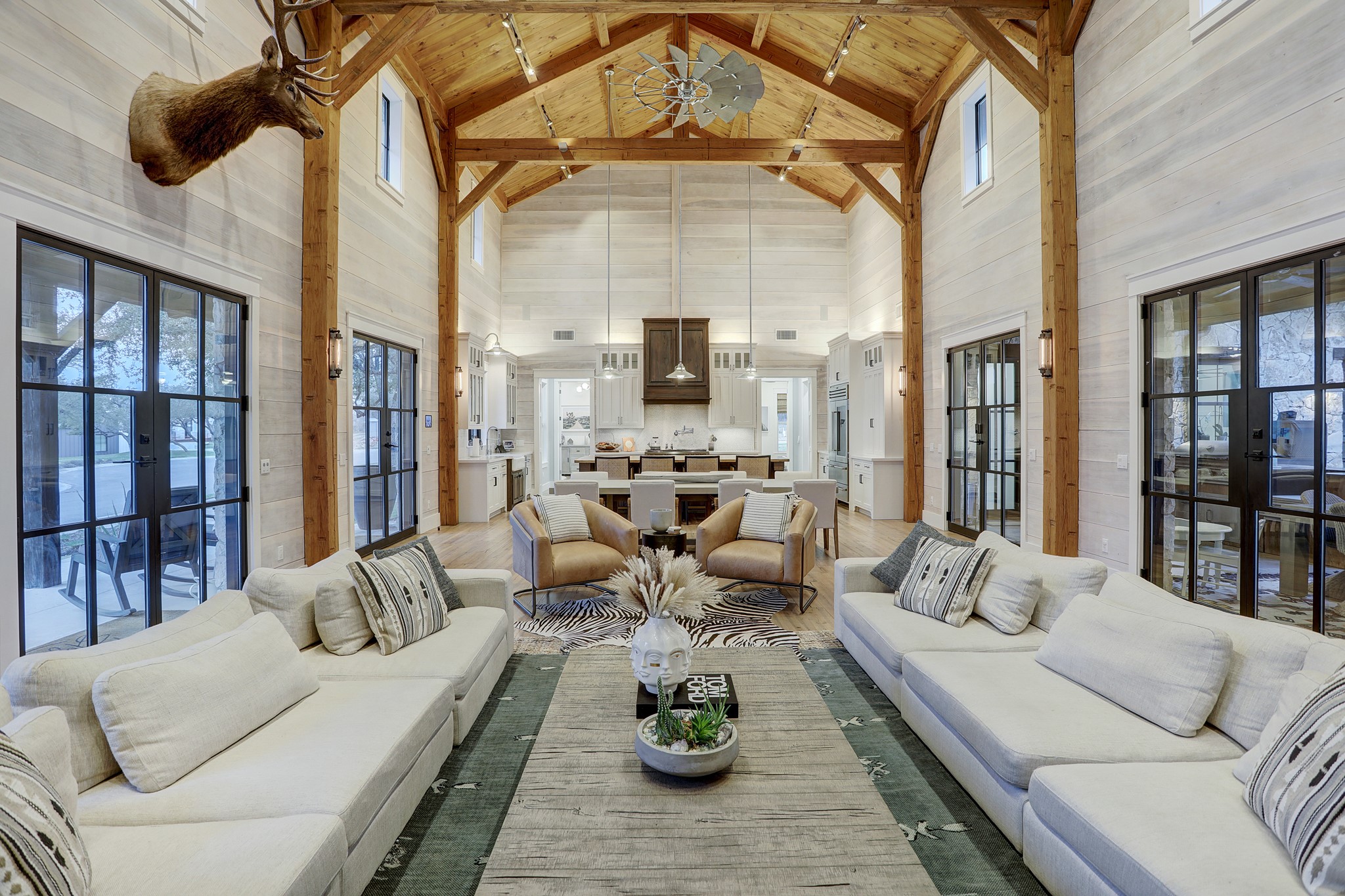 Waters Edge Cv, Dripping Springs, TX 78620