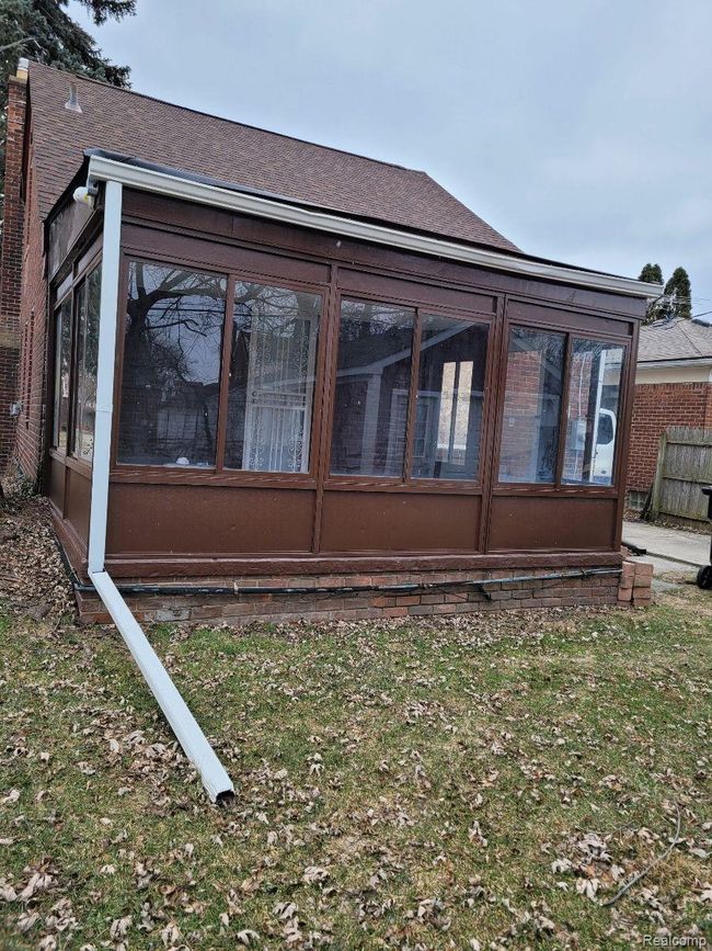 18609 Mansfield St, House other with 3 bedrooms, 2 bathrooms and null parking in Detroit MI | Image 10