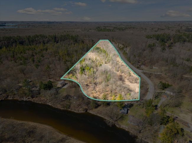 7952 Main St, House other with 3 bedrooms, 2 bathrooms and null parking in Newaygo MI | Image 51