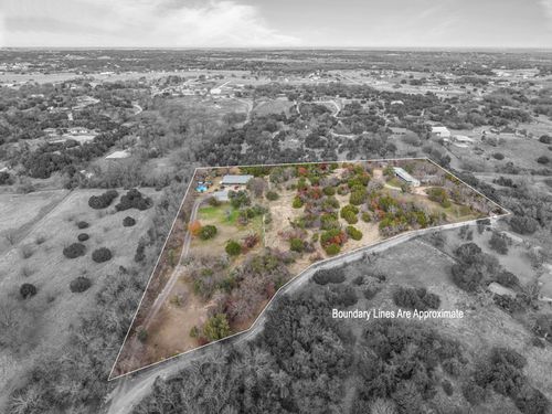 345 Karbo Ln, Weatherford, TX, 76085-8123 | Card Image