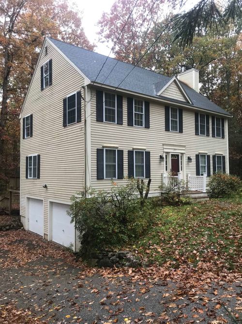 157 Chase Rd, South Hampton, NH, 03827-3522 | Card Image