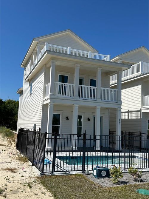 223 W Gulf Beach Dr, Saint George Island, FL, 32328-2708 | Card Image