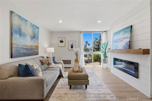 304-3050 Rue Dorleans, San Diego, CA, 92110-5929 | Card Image