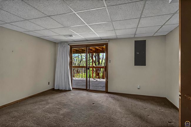 3835 Sw Wood Valley Dr, House other with 5 bedrooms, 3 bathrooms and null parking in Topeka KS | Image 25
