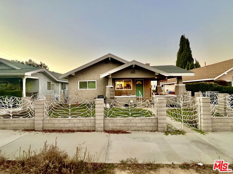 Residential Income in Los Angeles 4
