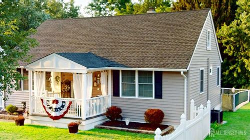 40 Sherman St, Monroe, NJ, 08831-1265 | Card Image