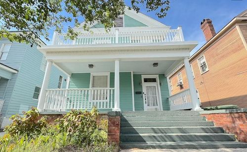 313 W 33rd St, Savannah, GA, 31401-7407 | Card Image