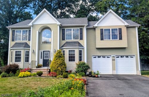 228 Atlantic Dr, Parsippany, NJ, 07054-2444 | Card Image
