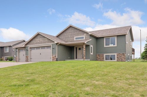 116 Wheat Field Ln, New Richmond, WI, 54017-1561 | Card Image