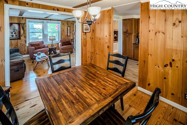 492 Skyland View Dr, House other with 3 bedrooms, 2 bathrooms and null parking in Blowing Rock NC | Image 13