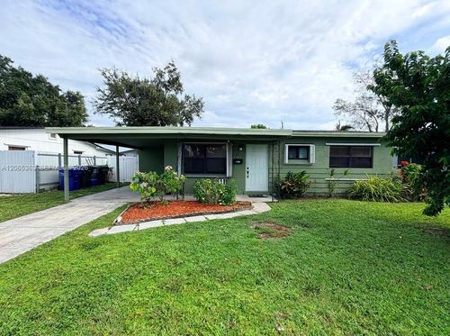 6831 Farragut St, Hollywood, FL, 33024-2825 | Card Image