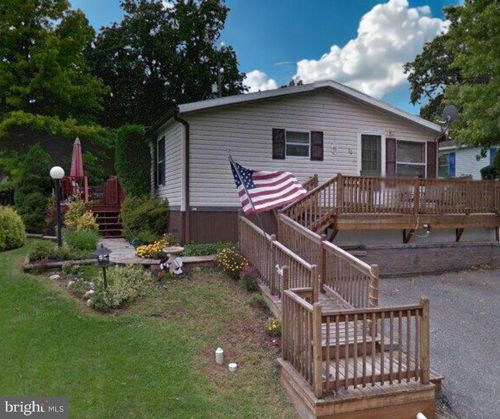 10 Summer Dr, ELIZABETHTOWN, PA, 17022-1203 | Card Image