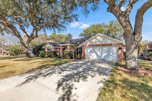7734 Ramona Dr, Navarre, FL, 32566-7993 | Card Image