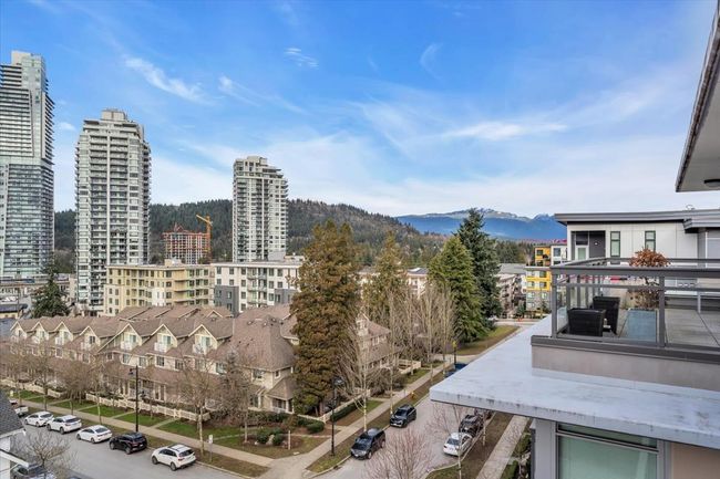806 - 711 Breslay Street, Condo with 2 bedrooms, 2 bathrooms and 2 parking in Coquitlam BC | Image 11