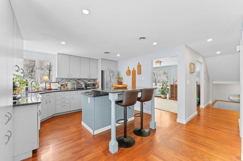 7 Bassett Brook Ln, Duxbury, MA, 02332-4602 | Card Image