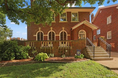 7006 Maryland Ave, University City, MO, 63130-4414 | Card Image