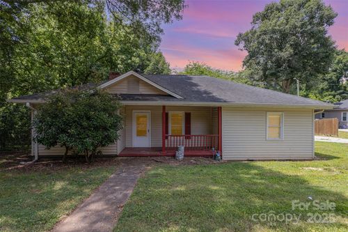 210 Tuckaseege Rd, Mount Holly, NC, 28120-1950 | Card Image