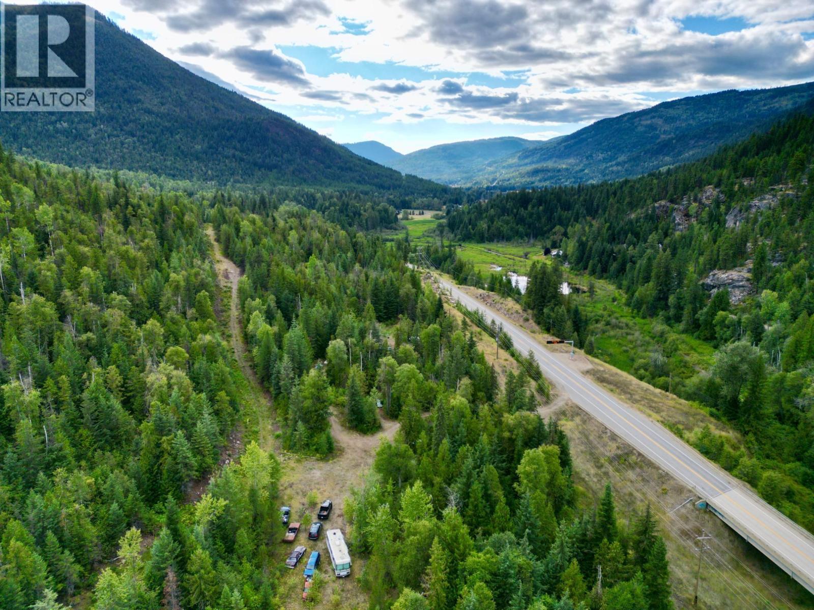Land in Salmo