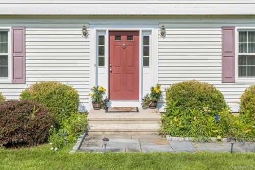 86 Somerset Dr, Patterson, NY, 12563-2522 | Card Image