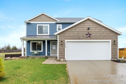 5326 N Point Dr, Pierson, MI, 49339 | Card Image