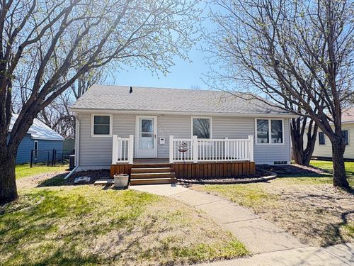 707 Haarfager Ave N, Canby, MN, 56220-1047 | Card Image