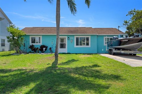 3243 Azalea Dr, Hernando Beach, FL, 34607-3404 | Card Image