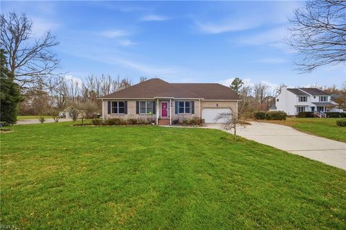 111 Jae Ct, Moyock, NC, 27958-8702 | Card Image