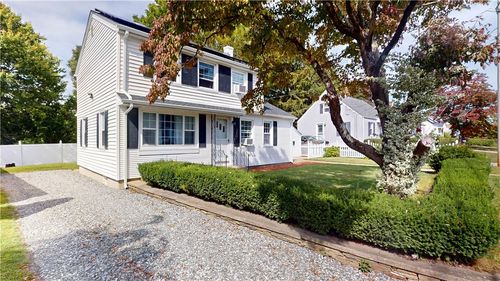 65 Border St, West Warwick, RI, 02893-2720 | Card Image