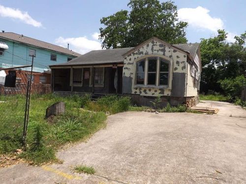 111 Blackwell St, Pasadena, TX, 77506-1001 | Card Image