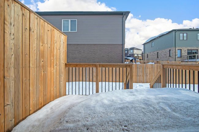 7 Pony Way, House attached with 3 bedrooms, 3 bathrooms and 1 parking in Kitchener ON | Image 36