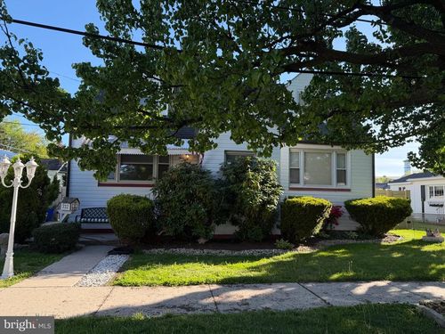 332 Madison St, BRISTOL, PA, 19007-4126 | Card Image