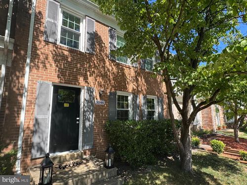 5546 Kendrick Ln, BURKE, VA, 22015-1948 | Card Image