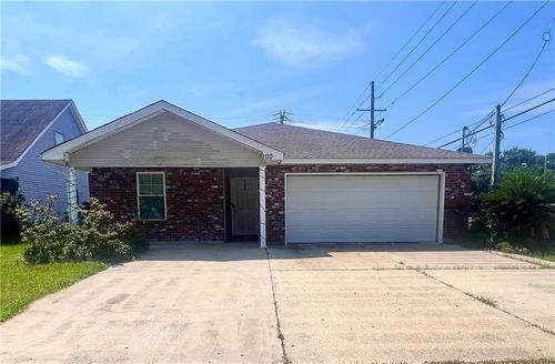 100 Gaudin St, Gretna, LA, 70056-3909 | Card Image