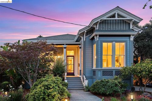 1418 Spruce St, Berkeley, CA, 94709-1465 | Card Image