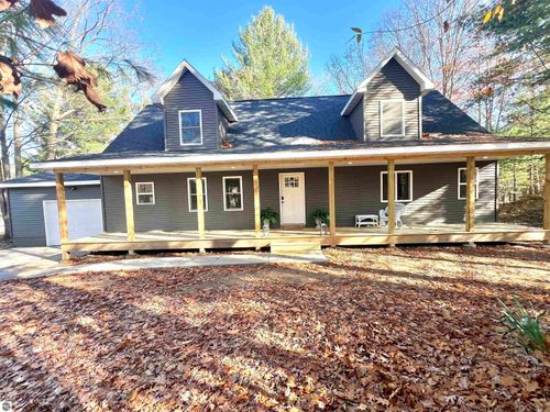 2757 Fashion Avenue, Interlochen, MI, 49643 | Card Image