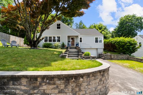 12 Highbrook Rd, Norwalk, CT, 06851-3904 | Card Image