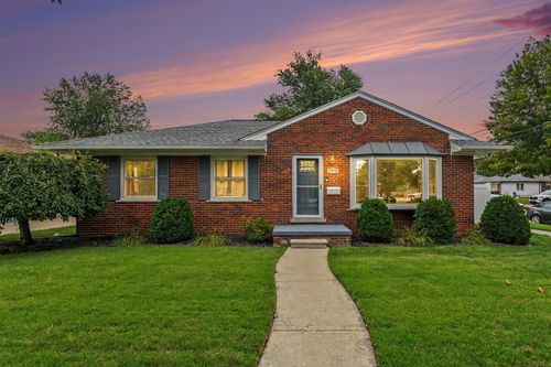 2995 Anna Ct, Trenton, MI, 48183-3501 | Card Image